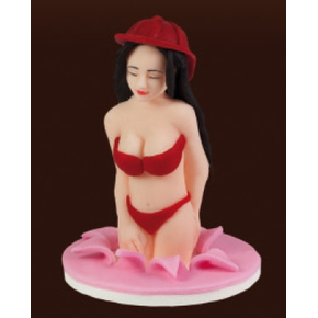 Žena hasička, cukrová figurka, 9 cm, červená | MAGMART, KS11