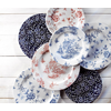 Mělký talíř zdobený bílými květy 21 cm, modro-tmavě modrý | CHURCHILL, Vintage Prints